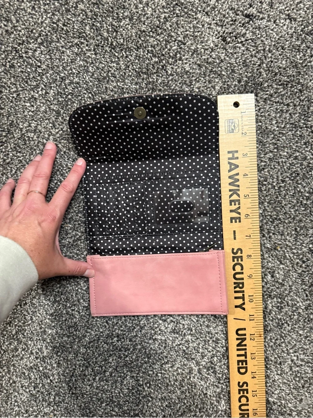 City Streets compact pink